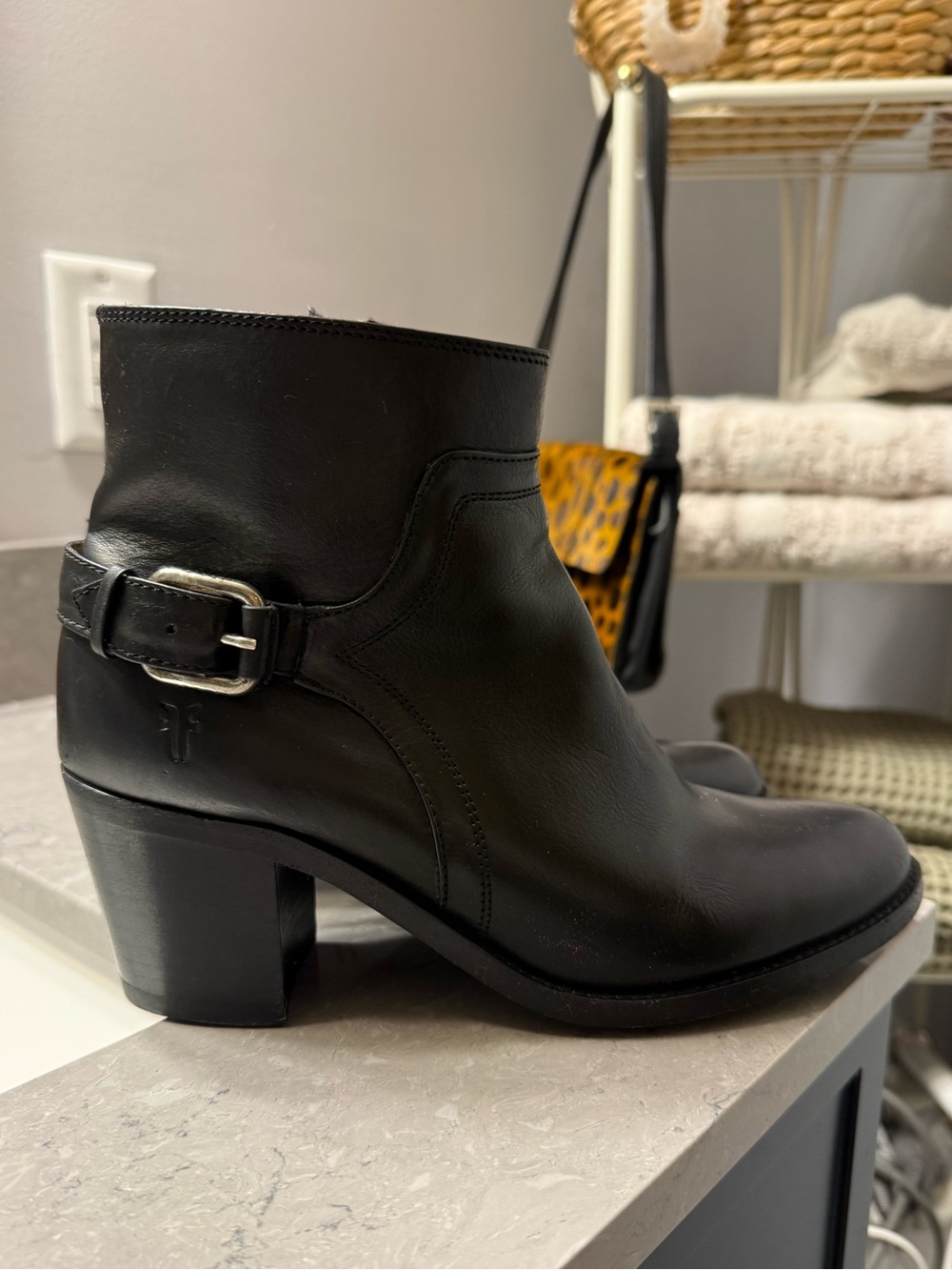 Frye Janis Shield Western size 8 Black Leather Ankle Booties Buckle stack heel - Picture 5 of 15